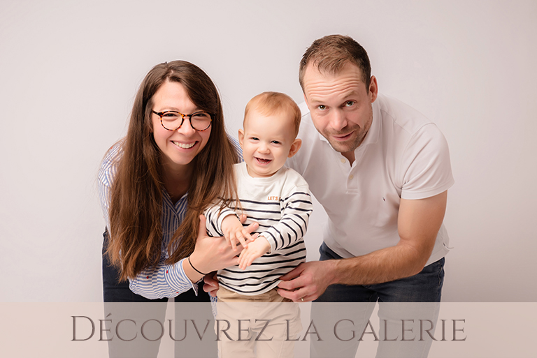 Photographe grossesse, naissance & famille